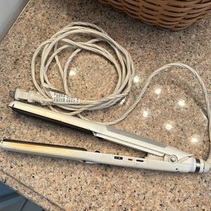 ✨Babyliss Hair Flat Iron